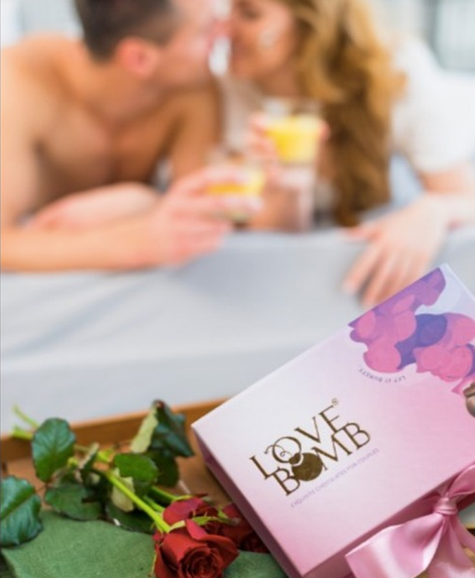 Best Couples Gifts in Ahmedabad Under ₹1000 (2026): What to Actually Buy